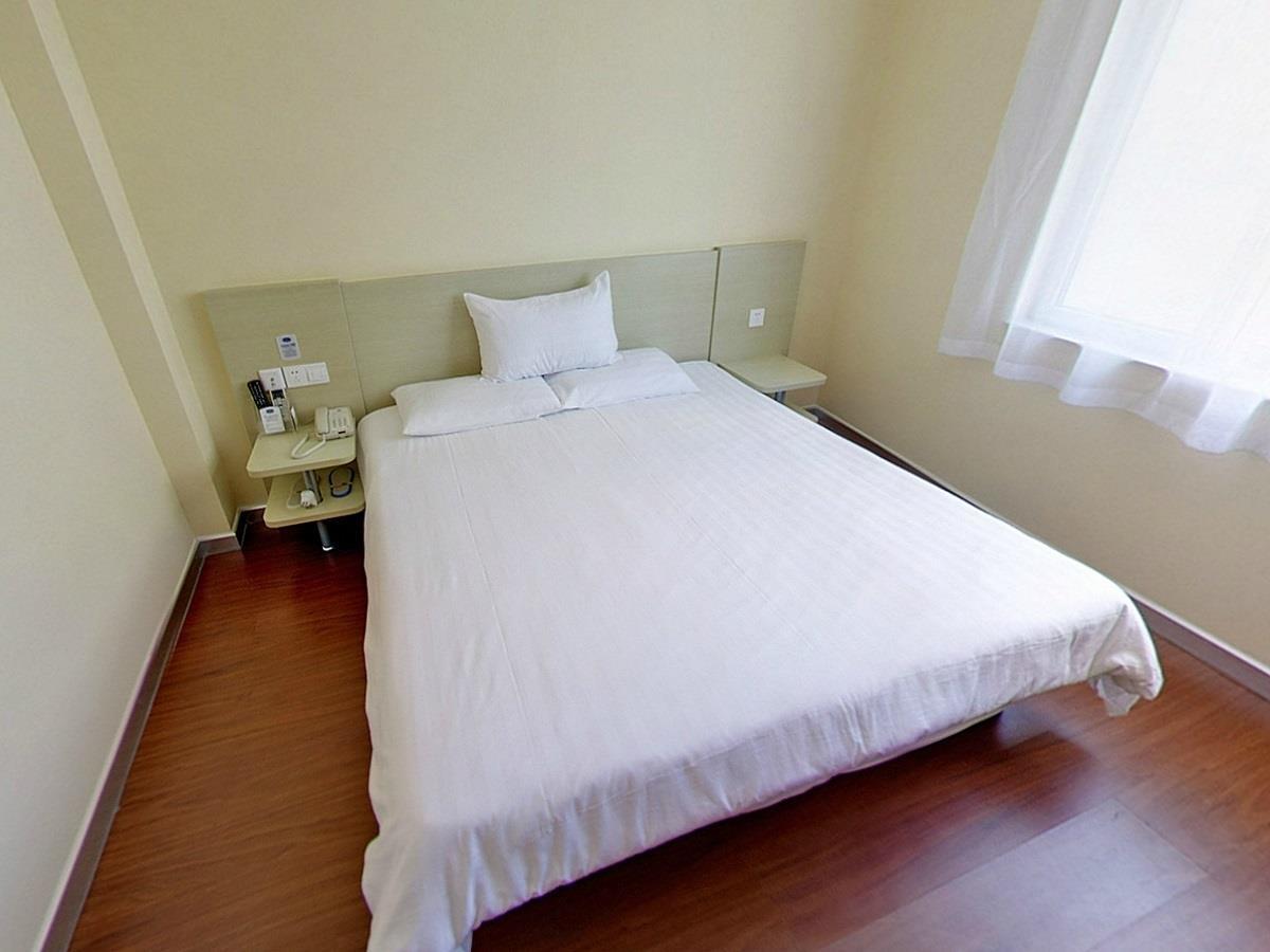 Hanting Hotel Shanghai North Bund Hailun Road Exterior photo